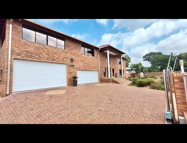 6 BEDROOM HOUSE FOR SALE IN VAAL MARINA